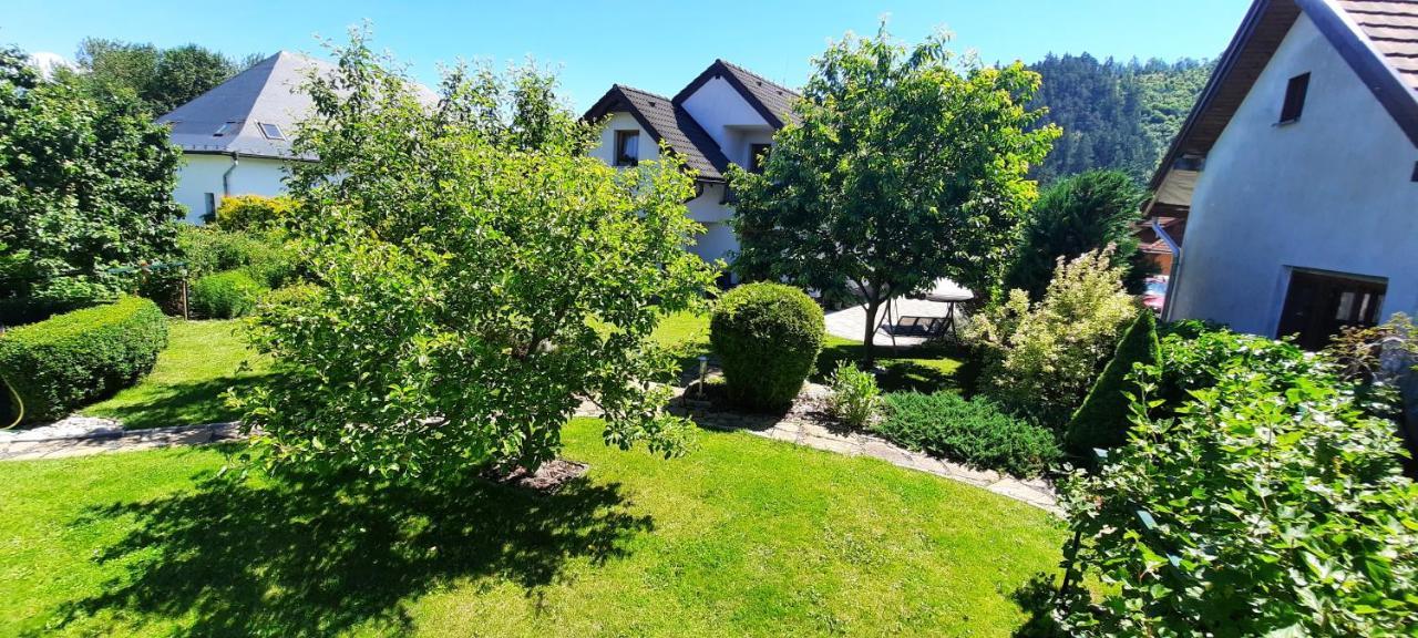 Privat Kompisovci Липтовски-Ян Экстерьер фото